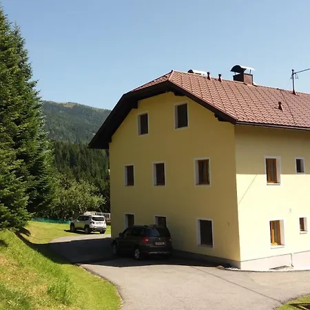 Kaernten Landhof Baer In Alleinlage Naehe Millstaettersee Im Ersten Stock *