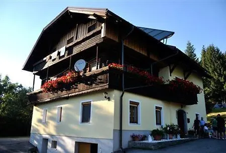 Kaernten Landhof Baer In Alleinlage Naehe Millstaettersee Im Ersten Stock Lägenhet Mooswald