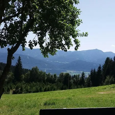 Kaernten Landhof Baer In Alleinlage Naehe Millstaettersee Im Ersten Stock Mooswald